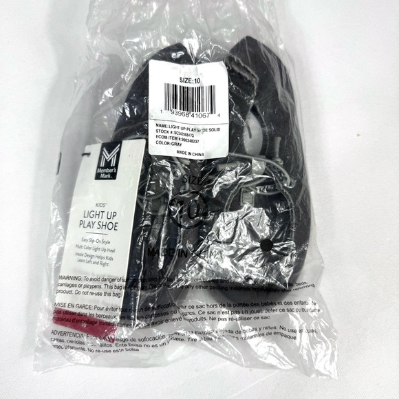 Member’s Mark Kids’ Light-Up Play Shoes – Grey Slip-On Sneakers – Size 10 - Picture 11 of 12